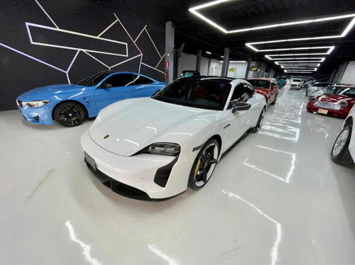 Imagen 11 de 15 de Porsche Taycan Turbo S Taycan Turbo S