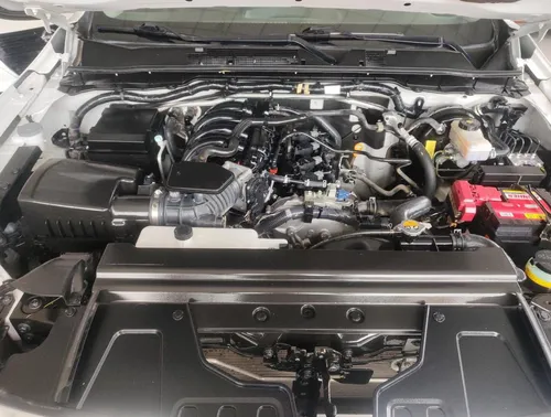 Nissan NP300 2.5 SE Paq Seguridad Mt
