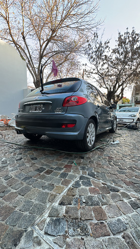 Peugeot 207 1.6 Sedan Xt Premium