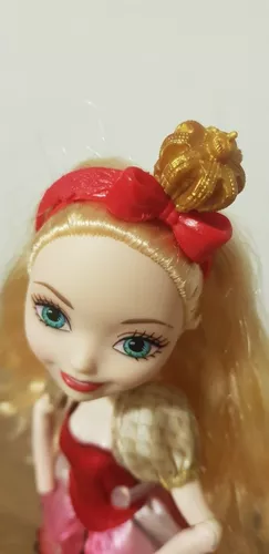 Ever After High DPG88 Epic Winter Apple White Doll