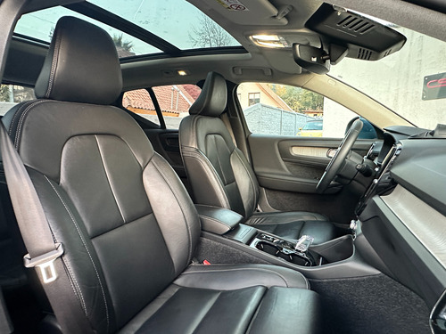 Volvo XC40 2.0 Mhev B4 Plus Fwd