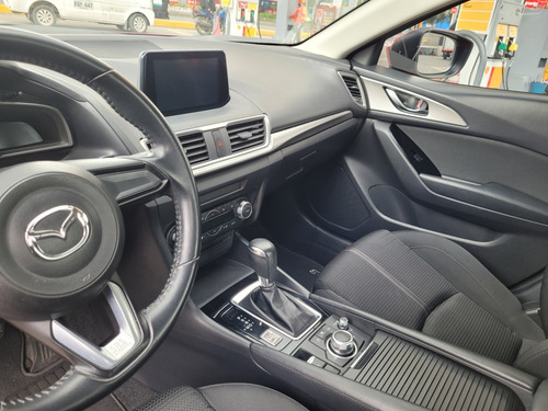 Mazda 3 2.0 Touring