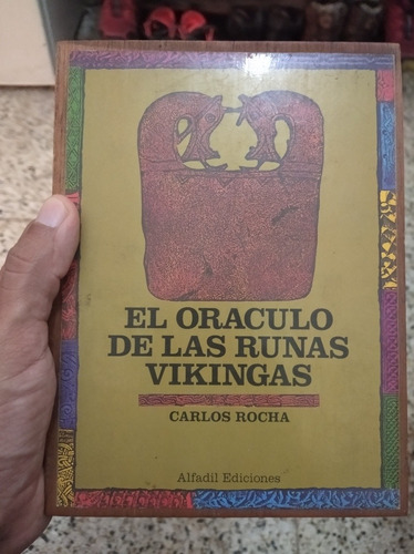 El Oráculo De Las Runas Vikingas (edición De Lujo) C. Rocha
