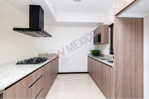 Casa En Venta En Quintas La Cima, Torreón - 3 Recámaras, Jardín Y Estacionamiento Techado