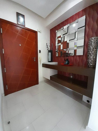 Apartamento En Venta En El Parral, Valencia 273660 Lz