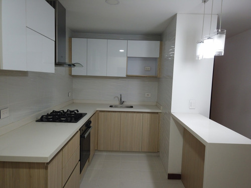 Apartamento En Venta En La Camelia (279055996).