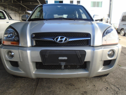 Imagem 2 de 12 de Hyundai Tucson Ano 2014 Cor Prata 92.000km Aut. Nova