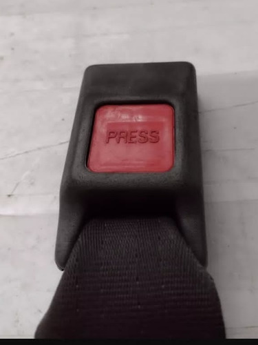 Hembra Cinturón De Seguridad Trasero Izquierdo Tsuru Iii (Usado)