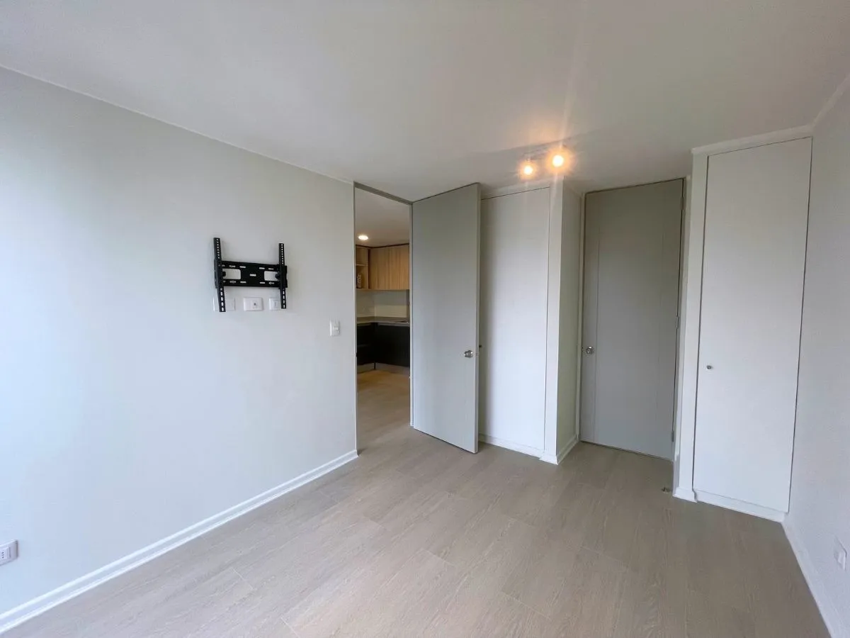 Imagen 4 de 15 de Arriendo De Departamento En Santiago. 1 Dormitorio, 1 Baño.