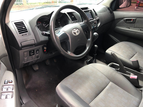 Toyota Hilux 4x4 2500cc Tdi Mt Aa Ab Abs Dh