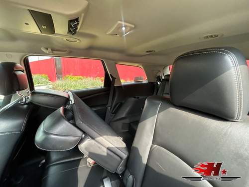 Dodge Journey 2.4 Sxt 7 Pasajeros Plus At