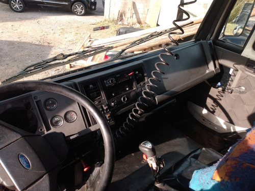 Imagem 6 de 7 de Ford Cargo 4331