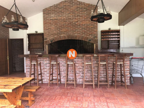 Casa En Venta Y Alquiler, Lugano, Punta Del Este, 4 Dormitorios.- Ref: 206135
