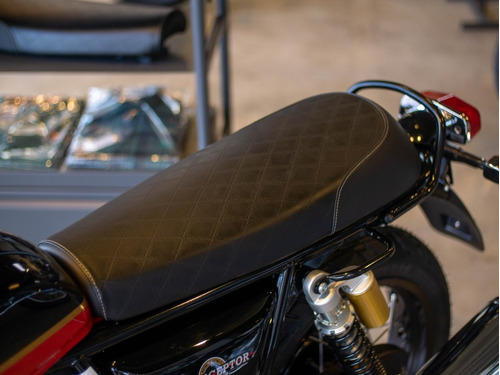 Imagen 6 de 25 de Royal Enfield Interceptor 650 Sunset Strip