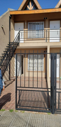 Imagen 1 de 6 de Venta Ph En Villa Luzuriaga