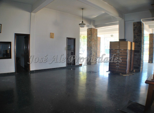 Imagen 3 de 10 de En Venta Local Comercial - Colonia Del Sacramento