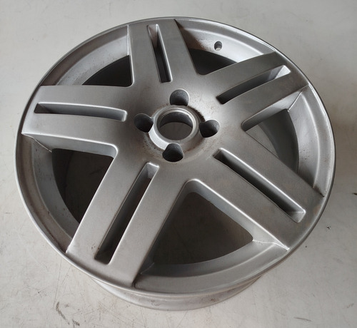 1 Roda Brw Golf Aro 17 4x100 Long Beach Ee23 Prateado (Usado)