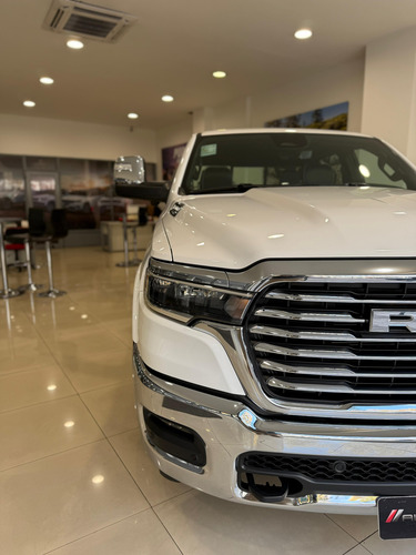 RAM 1500 3.0 Laramie 4X4 At8