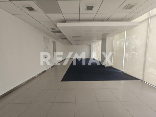 Local Comercial En Calzada Ermita Iztapalapa