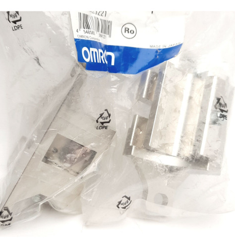 Omron F39-lga Standard Adjustable Bracket For F3 Series Cck