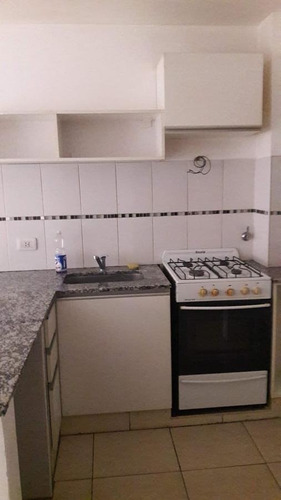 Imagen 5 de 10 de Venta Monoambiente Alquilado, Chacabuco 2214 - Gazze