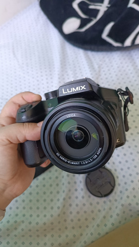 Vendo Camara Panasonic Lumix Fz300