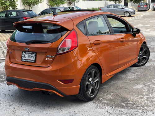 Imagen 2 de 12 de Ford Fiesta 2017 1.6 St Mt