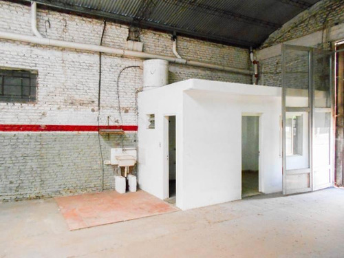 Imagen 6 de 12 de Alquiler Y Venta Galpon De 300 M2 Con Oficina 1 Baño Gral Belgrano Bs.as