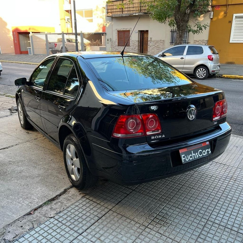Imagen 7 de 25 de Volkswagen Bora 2.0 Trendline 115cv Tiptronic