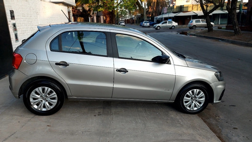 Imagen 2 de 16 de Volkswagen Gol Trend 2016 1.6 Trendline 101cv