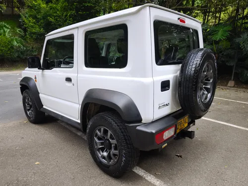 Suzuki Jimny 1.5 Gl
