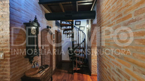 Manuel García 1000 - Núñez - Barrio River- 260 M2 Jardín