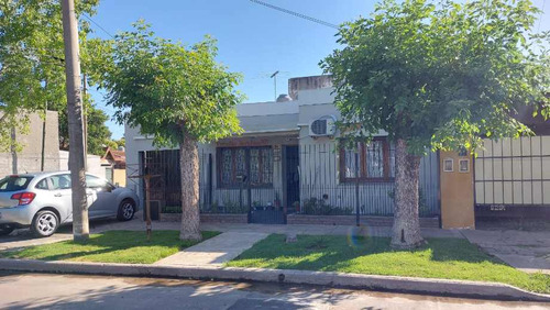 Casa En Venta En Barrio Parque Sumampa