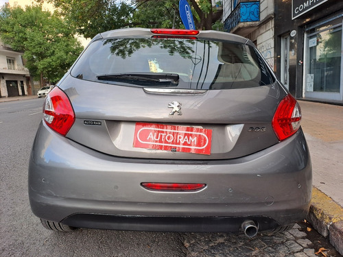 Imagen 4 de 21 de Peugeot 208 Feline 1.6 Pack Cuir 2015 Permuto Financio