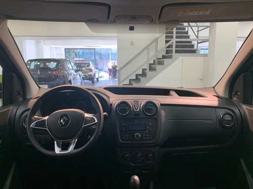 Imagen 5 de 19 de Renault Kangoo Confort 1.6 (lz)