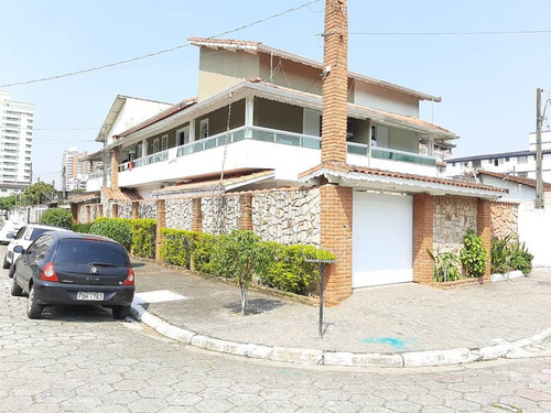 Sobrado De Alto Padrao Localizado No Canto Do Forte. - And528