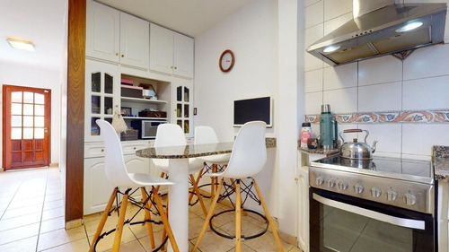 Casa Venta Gonnet 3 Dormitorios Y Escritorio