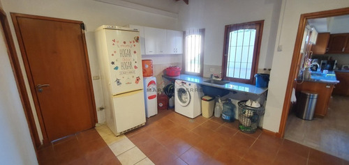 Imagen 20 de 28 de Venta Casa 6 Ambientes En Ciudad Evita