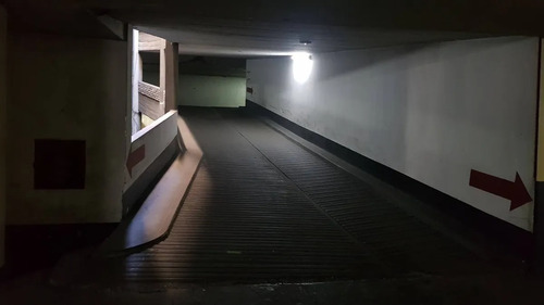 Imagen 3 de 7 de Dueño Vende / Permuta - 2 Cocheras Juntas - Liquido U$s 17.000 - Seguridad 24hs - Excelente Ubicacion