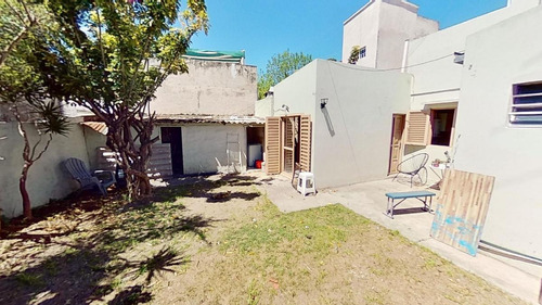 Imagen 20 de 30 de Casa Departamento En Planta Alta - 222 M2 Cub. - Lote De 223 M2