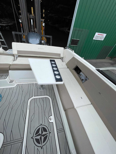 Imagen 11 de 24 de Quicksilver 2500 Yamaha 300 Hp 4 Tiempos 2017 2400