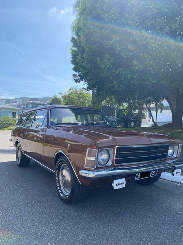 Caravan De Luxe 2.5 4cc