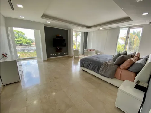 Casa En Venta En La Lagunita