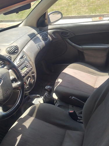 Ford Focus Ambiente 1.8L TD