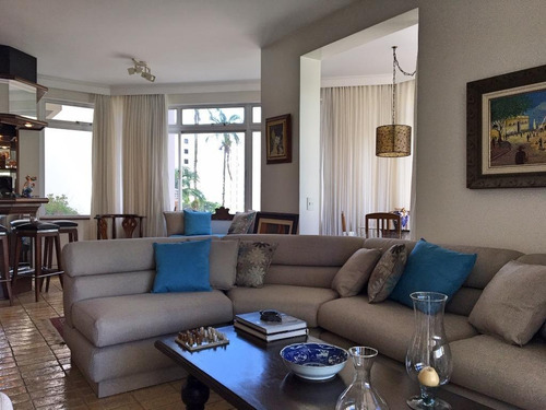 Imagem 8 de 30 de Apartamento Amplo Bem Localizado A Poucos Metros Da Av. Beira Mar E Colégio Catarinense! - Ap4342