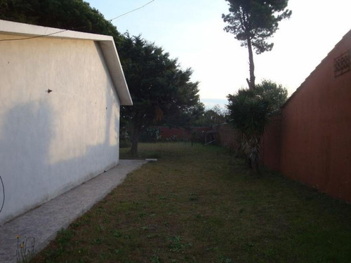 Imagen 3 de 8 de Casa Sola En Lote Propio De 520m2. Zona Tranquila. Ideal Vivienda