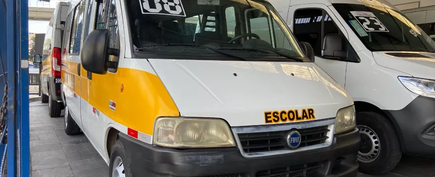 Van Ônibus Fiat Ducato Escolar 2.8 Jtd 30 Lugares