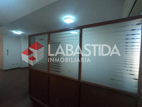 Imagen 2 de 6 de Oficina - Barrio Sur