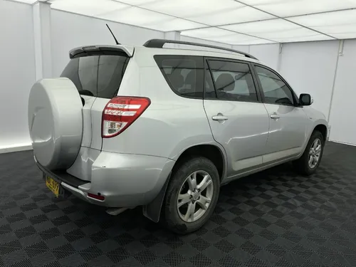 Toyota RAV4 LIFE AT 2.4 4X2