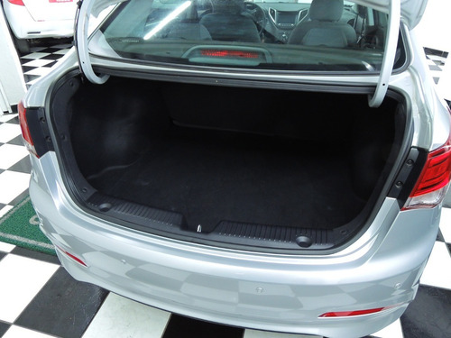 Imagem 8 de 10 de Hb20s Comfort Plus 1.0 2019 + Bluemedia